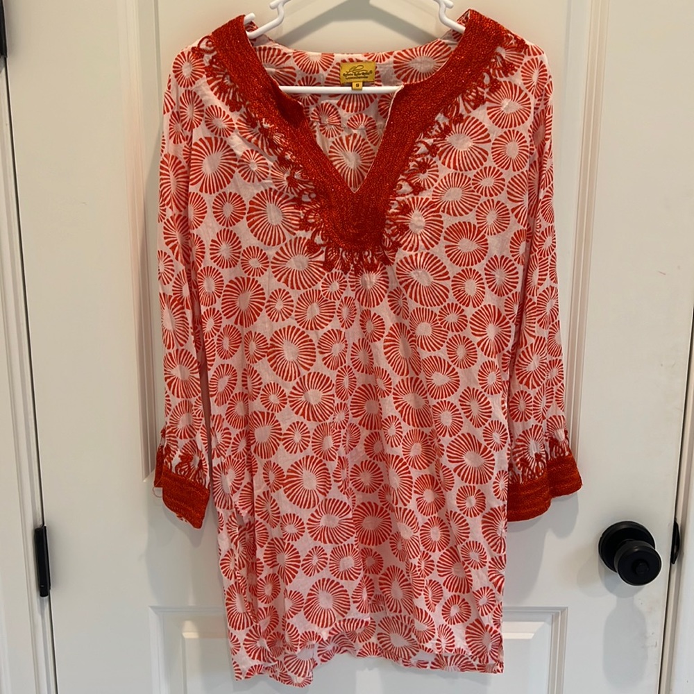 Roberta Roller Rabbit tunic with sleeve and collar embroidery, size S